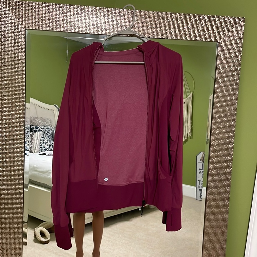 Purple lululemon jacket, size 6/8, reversible